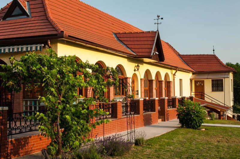 Villa Teleki Eksteriør billede